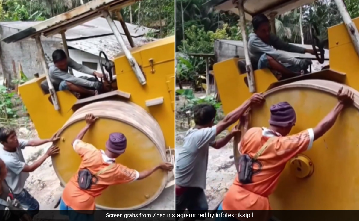 रोड रोलर को ऊपर चढ़ाने के लिए धक्का दे रहे थे लोग, अचानक हुआ कुछ ऐसा, छोड़कर भागे लोग और फिर...