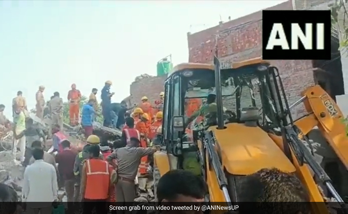 3 Dead In Building Collapse In UP's Barabanki, Recue Ops On