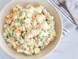 Like Your Food Creamy? Make Homemade Eggless Mayonnaise With This Easy Recipe