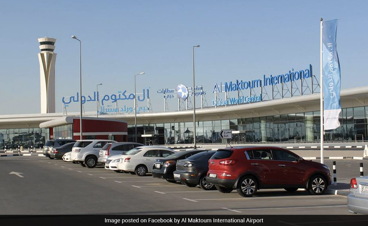 2 Pilots Killed As Chopper Crashes Off Dubai Coast During Training