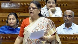 TMC को बड़ा झटका: सांसद काकोली घोष ने पार्टी के सभी पदों से दिया इस्तीफा, भ्रष्टाचार और आरजी कर केस पर उठाए सवाल
