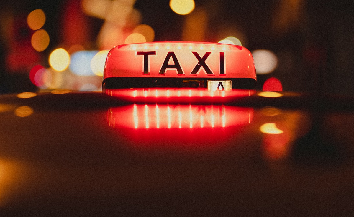 Singapore ride-hailing service suspends Chinese driver for racist comments at passenger