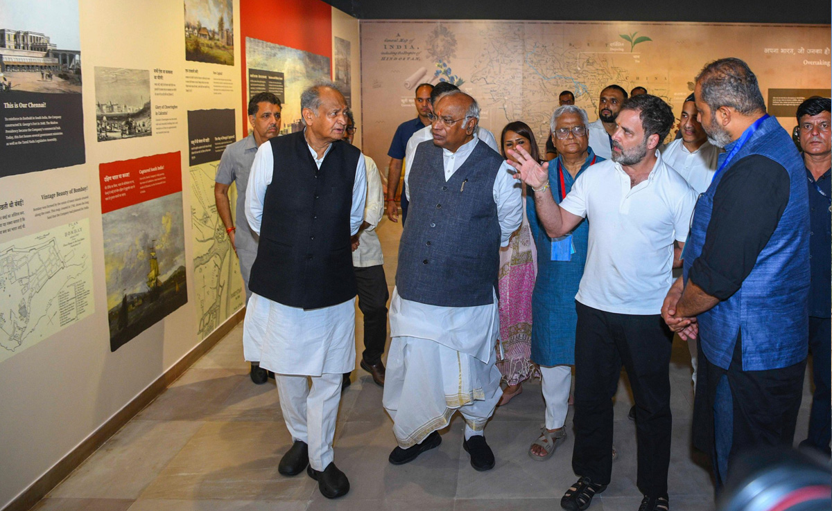 जयपुरः 'गांधी वाटिका' का उद्घाटन, खरगे बोले- नफरती राजनीति के खिलाफ लड़ती रहेगी कांग्रेस