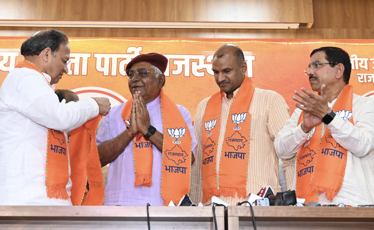 फिर बढ़ा भाजपा का कुनबा, वसुंधरा गुट के कद्दावर नेता देवी सिंह भाटी की वापसी, कई और नेता हुए शामिल