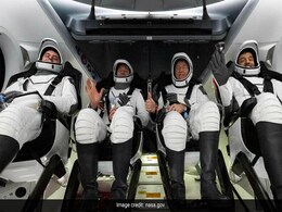 Video Captures The Moment NASA Astronauts Splash Down On Earth After 6 Months In Space Video Captures The Moment NASA Astronauts Splash Down On Earth After 6 Months In Space