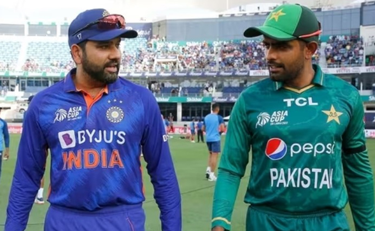 ICC World Cup 2023: भारत-पाक मैच में खलल डाल सकती है बारिश, जानिए कैसा रहेगा 14 अक्टूबर को मौसम