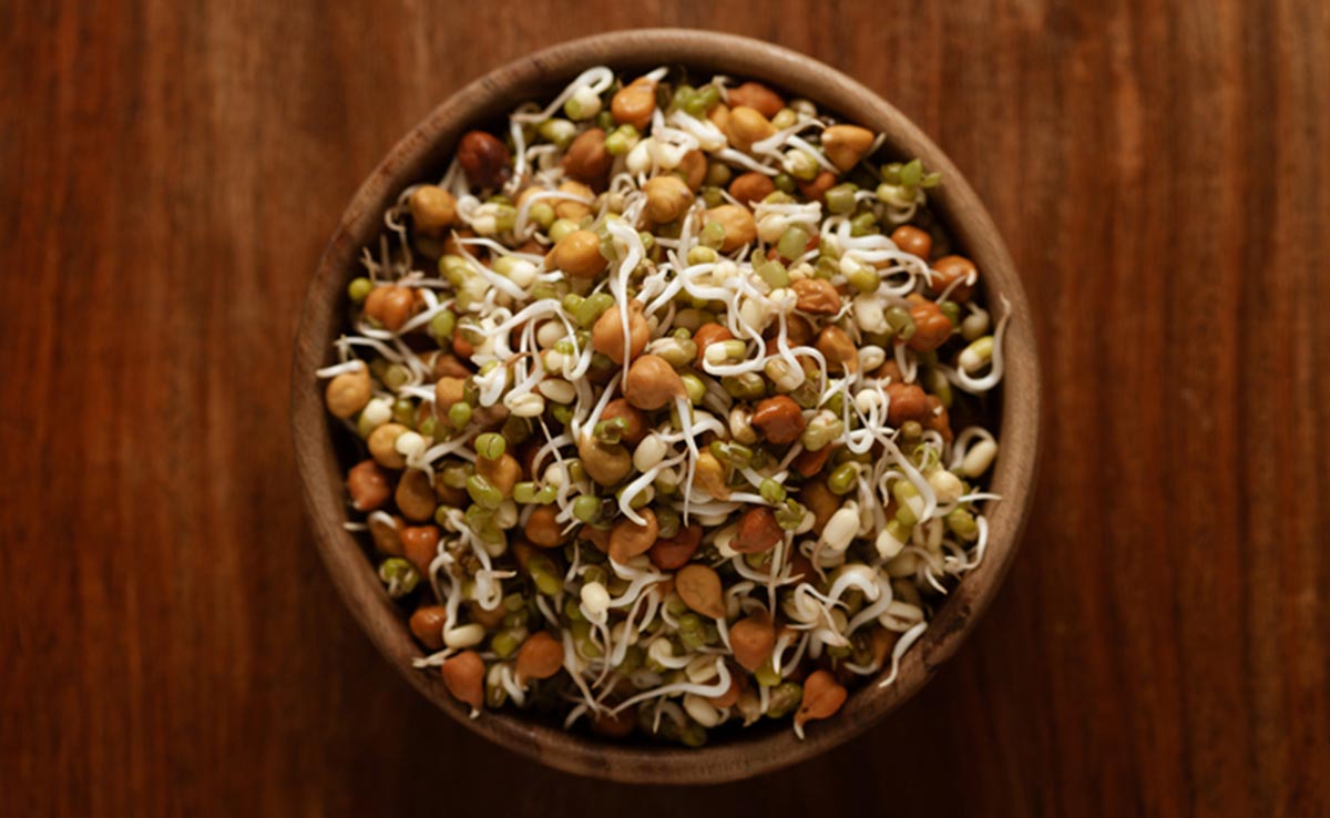 Sprouts Grains: स्प्राउट्स खाने के हैं कई बेनिफिट्स, फायदे जान रह जाएंगे हैरान