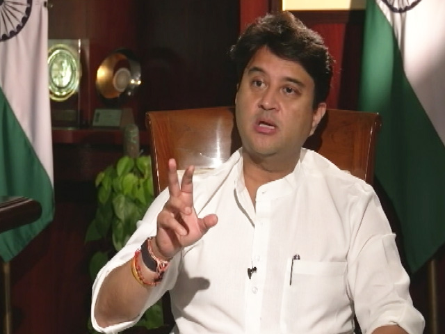 सिंधिया ने किसानों की कर्ज माफी को लेकर नाम लिए बिना राहुल गांधी पर साधा निशाना
