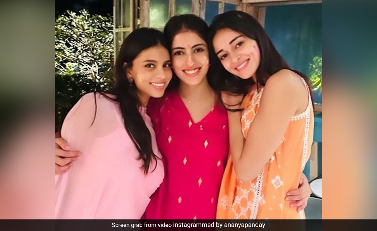 Ganesh Chaturthi 2023: Ananya Panday Shares Pic With "<i>Visarjan</i> Partners" Suhana Khan And Navya Nanda