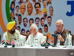 'इंडिया' की मुंबई बैठक में कांग्रेस के पूर्व नेता कपिल सिब्बल की अप्रत्याशित एंट्री पर हुआ ड्रामा : सूत्र 'इंडिया' की मुंबई बैठक में कांग्रेस के पूर्व नेता कपिल सिब्बल की अप्रत्याशित एंट्री पर हुआ ड्रामा : सूत्र