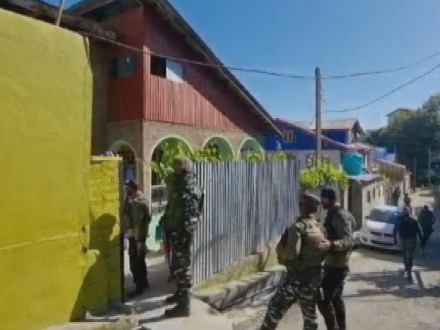 जम्मू-कश्मीर में सैकड़ों आतंकवादियों की संपत्ति होगी ज़ब्त