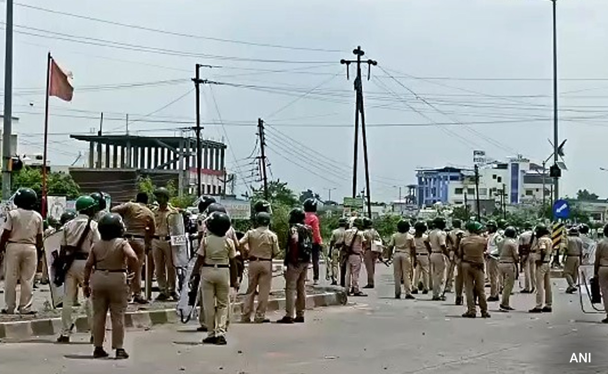 Maratha Outfit's Calls For Strike In Thane Over Police Action On Quota Protesters