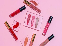 इन लिप ग्लॉस से आप बन सकती हैं पार्टी की शान इन लिप ग्लॉस से आप बन सकती हैं पार्टी की शान