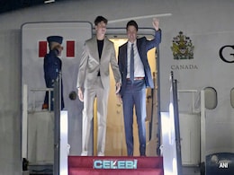 Justin Trudeau Arrives In India With His 16-Year-Old Son For G20 Summit Justin Trudeau Arrives In India With His 16-Year-Old Son For G20 Summit