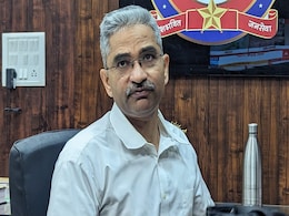 "सरकारी महकमे में काम करना आसान नहीं, बाल अपराध की घटनाएं करती हैं विचलित" - इंदौर पुलिस कमिश्नर "सरकारी महकमे में काम करना आसान नहीं, बाल अपराध की घटनाएं करती हैं विचलित" - इंदौर पुलिस कमिश्नर