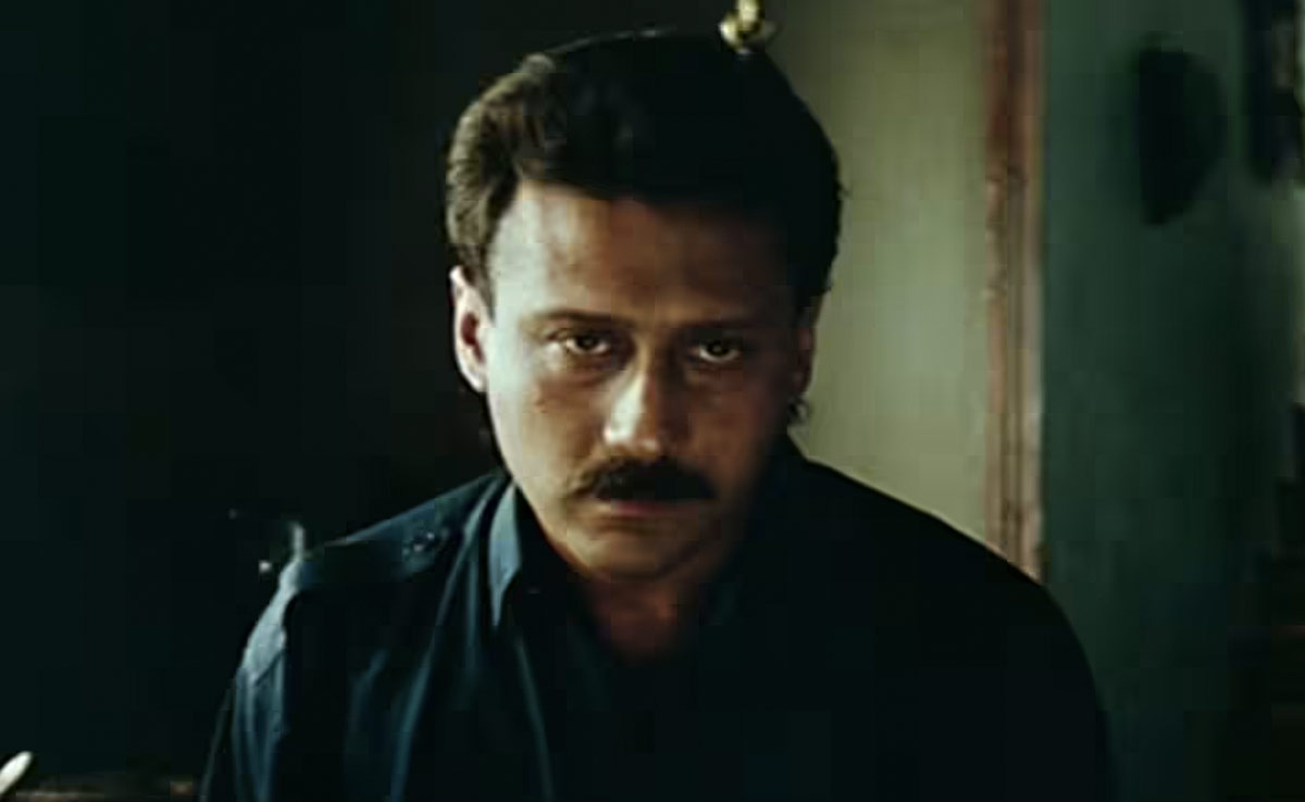 12 लाख बजट कमाई 9 करोड़! तीन सुपरस्टार की तिकड़ी ने मचा दिया था बवाल, 1989 में आई ये फिल्म रही थी सुपरहिट