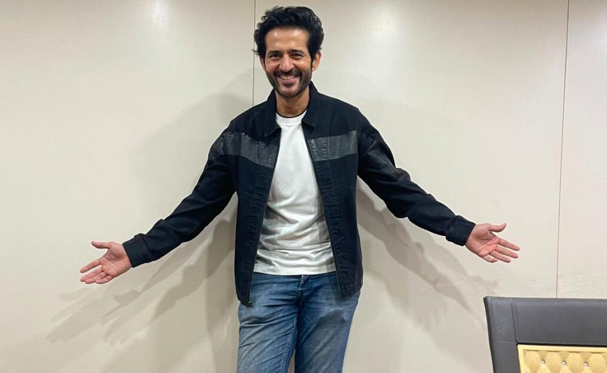 ''सीरीज 'काला' ने मेरी रोमांटिक बॉय की इमेज को तोड़ा'' : NDTV से बोले एक्टर हितेन तेजवानी