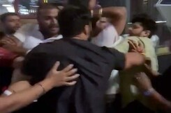 Drunken Brawl Breaks Out Between Two Groups At Noida's Gardens Galleria Mall Drunken Brawl Breaks Out Between Two Groups At Noida's Gardens Galleria Mall