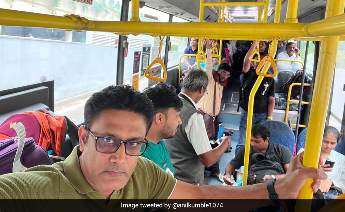 Anil Kumble Takes Bus Ride Back Home Amid Transporters' Strike In Bengaluru, See Pic
