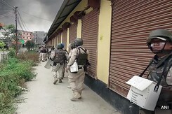 5 Men Charged Under UAPA For Wearing Army Uniforms, Looting Guns In Manipur 5 Men Charged Under UAPA For Wearing Army Uniforms, Looting Guns In Manipur