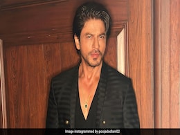 Aamir Ali's Mom, Who Cried Watching <i>Jawan</i>, Treats Shah Rukh Khan "Like Her Own Son." Actor's Reply Aamir Ali's Mom, Who Cried Watching <i>Jawan</i>, Treats Shah Rukh Khan "Like Her Own Son." Actor's Reply