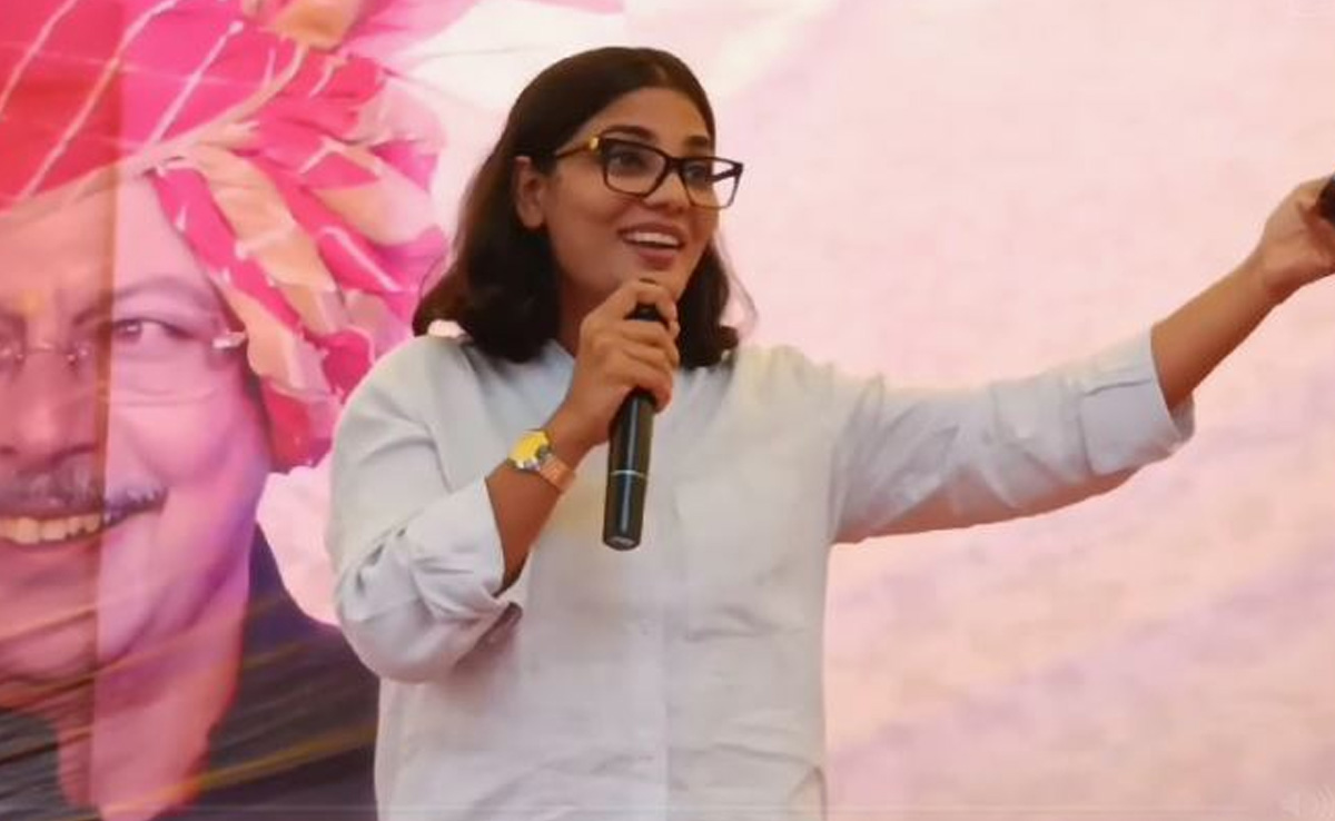 No Court Relief To Singer Neha Singh Rathore For Post On Urination Case ...