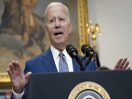Biden Says Opposing Ukraine Aid Bill Is "Playing Into Putin's Hands" Biden Says Opposing Ukraine Aid Bill Is "Playing Into Putin's Hands"