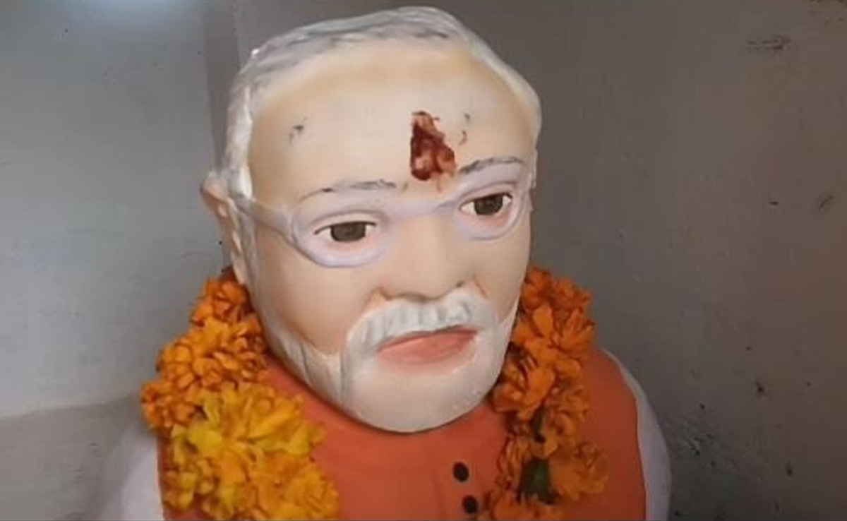 PM Modi 73rd Birthday: समर्थकों ने बनाया PM मोदी का मंदिर, 'अटल जी' के साथ स्थापित की प्रतिमा