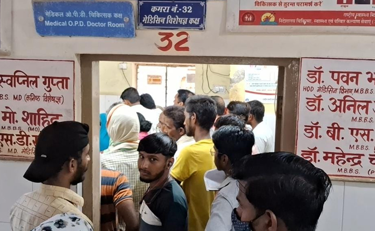 बूंदी में मौसमी बीमारियों का बढ़ा प्रकोप, रोज अस्पताल पहुंच रहे हैं 800 से अधिक मरीज