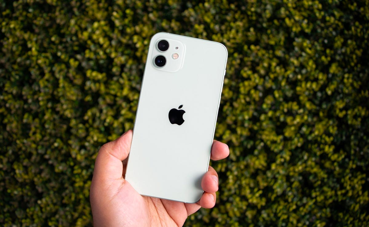 Apple's Big Move After France Bans iPhone 12 Due To High Radiation