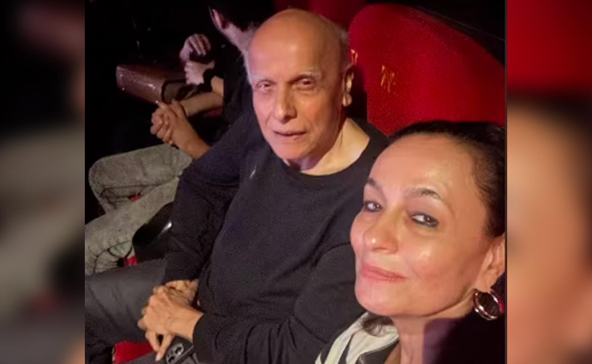 Soni Razdan And Mahesh Bhatt's "Movie Date After Ages" - They Watched <i>Jawan</i>, Of Course