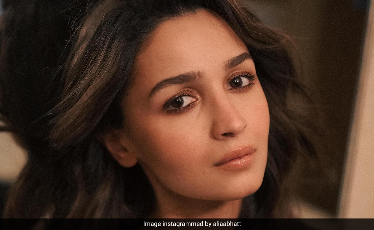 Anurag Kashyap Says He Would "Love To Work With Alia Bhatt If It Doesn't Affect The Budget"