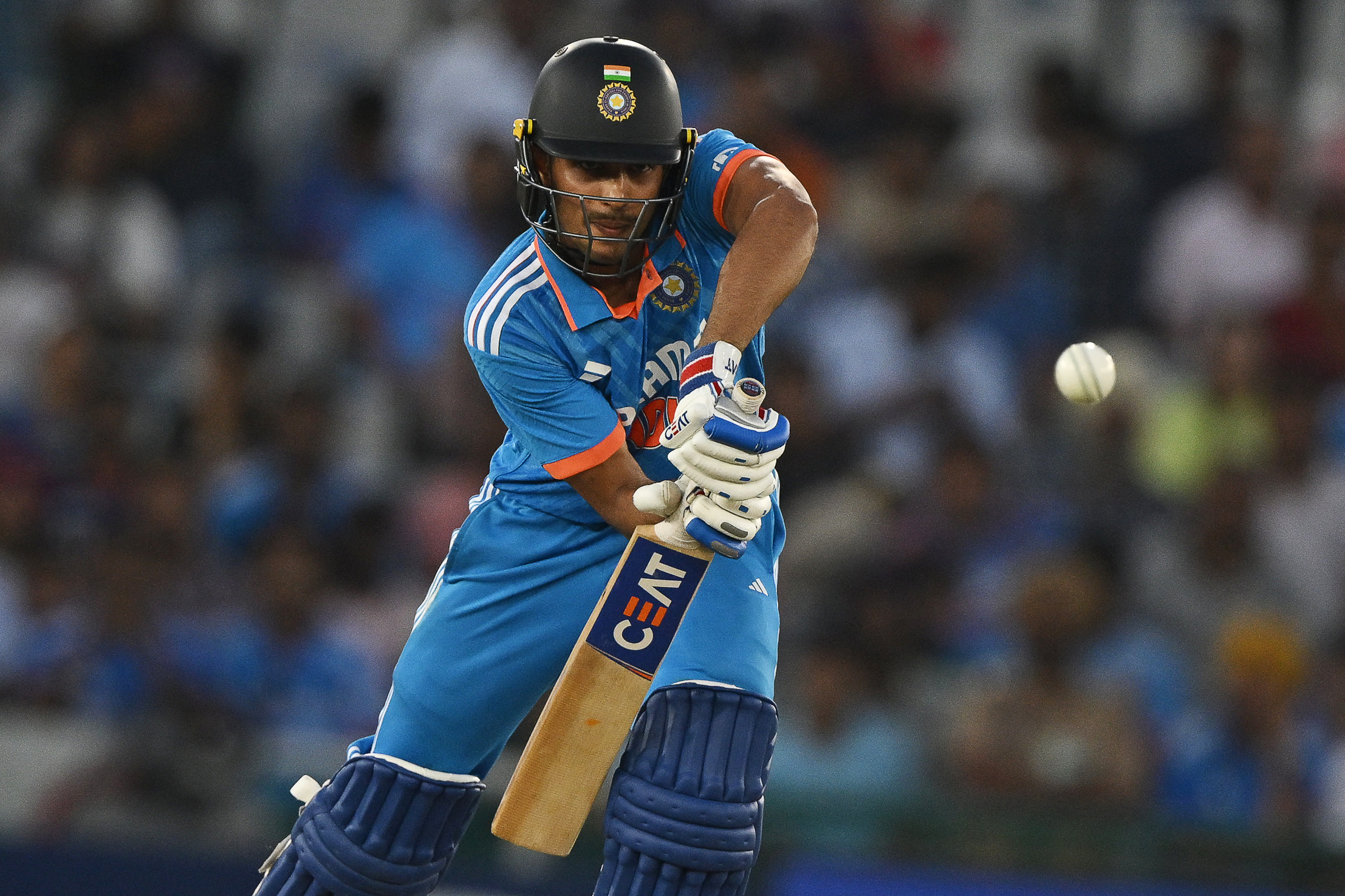 ICC Ranking : ऑस्ट्रेलिया को हराकर तीनों फार्मेट में नंबर-1 बनी टीम इंडिया, शमी-गिल भी चमके