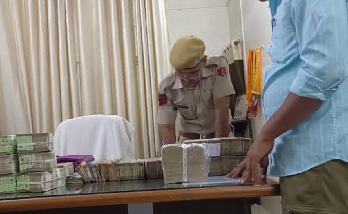 चुनाव से पहले राजस्थान-MP बॉर्डर से 54.95 लाख रुपए कैश जब्त, मुरैना के तीन युवक गिरफ्तार