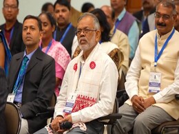 शिक्षक पुरस्कार : दिव्यांग बच्चों की देखभाल करने वाले कुमुद को पड़ोसी पागल कहते थे, अब मिला सम्मान शिक्षक पुरस्कार : दिव्यांग बच्चों की देखभाल करने वाले कुमुद को पड़ोसी पागल कहते थे, अब मिला सम्मान
