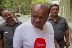 BJP-JDS के बीच सीट शेयरिंग को लेकर फंसा मामला BJP-JDS के बीच सीट शेयरिंग को लेकर फंसा मामला