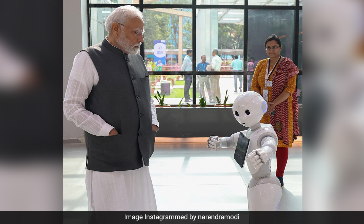 Pics: PM Modi's Day Out With Robots At Gujarat Science City