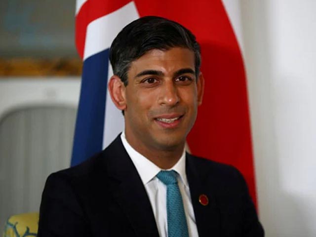 अक्षरधाम मंदिर में ऋषि सुनक ने बिताए 45 मिनट