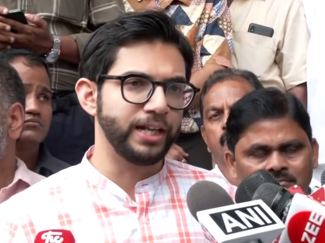 Aaditya Thackeray Demands Resignation Of Eknath Shinde Over Quota Violence
