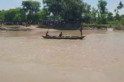 11 Children Still Missing In Bihar Boat Tragedy, No Bodies Found So Far 11 Children Still Missing In Bihar Boat Tragedy, No Bodies Found So Far