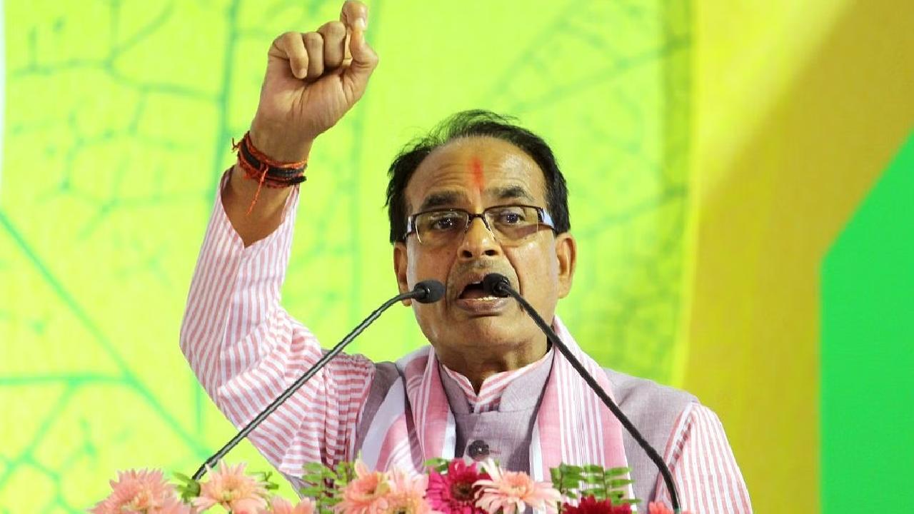 Top Event In MP-CG : पथ विक्रेताओं के महासम्मेलन में शामिल होंगे CM शिवराज, रायपुर में जुटेंगे छत्तीसगढ़ी साहित्यकार&nbsp;