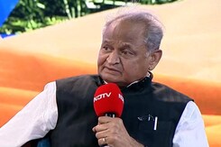 रेवड़ी कल्चर कितना सही? राजस्थान के CM अशोक गहलोत से जानिए... रेवड़ी कल्चर कितना सही? राजस्थान के CM अशोक गहलोत से जानिए...