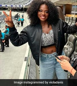 At Age 58, Viola Davis Exudes Casual Glam In An Embellished ...