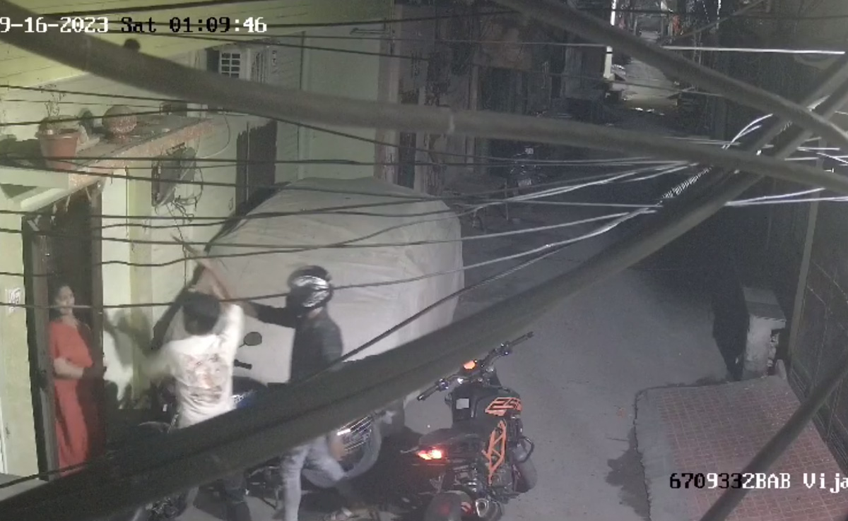 Video: 2 Men On Bike Crash Into Car, Then Point Gun At Owner In Delhi