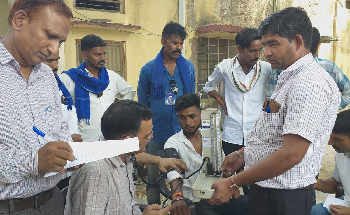 कुचामन दलित हत्या केस में पांचवें दिन भी गतिरोध, धरने पर बैठे लोगों को मिला भीम आर्मी का साथ