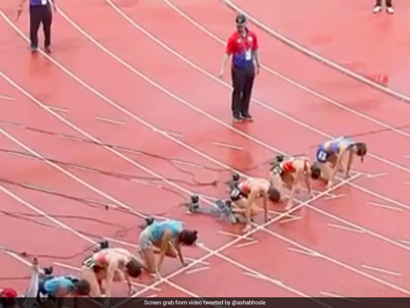 Asha Bhosle Congratulates Sprinter Jyothi Yarraji For Asian Games Gold. Internet Fact-checks Her