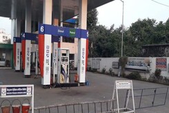 प्रताप सिंह खाचरियावास की बैठक से निकला हल, Petrol Pump की हड़ताल स्थगित प्रताप सिंह खाचरियावास की बैठक से निकला हल, Petrol Pump की हड़ताल स्थगित