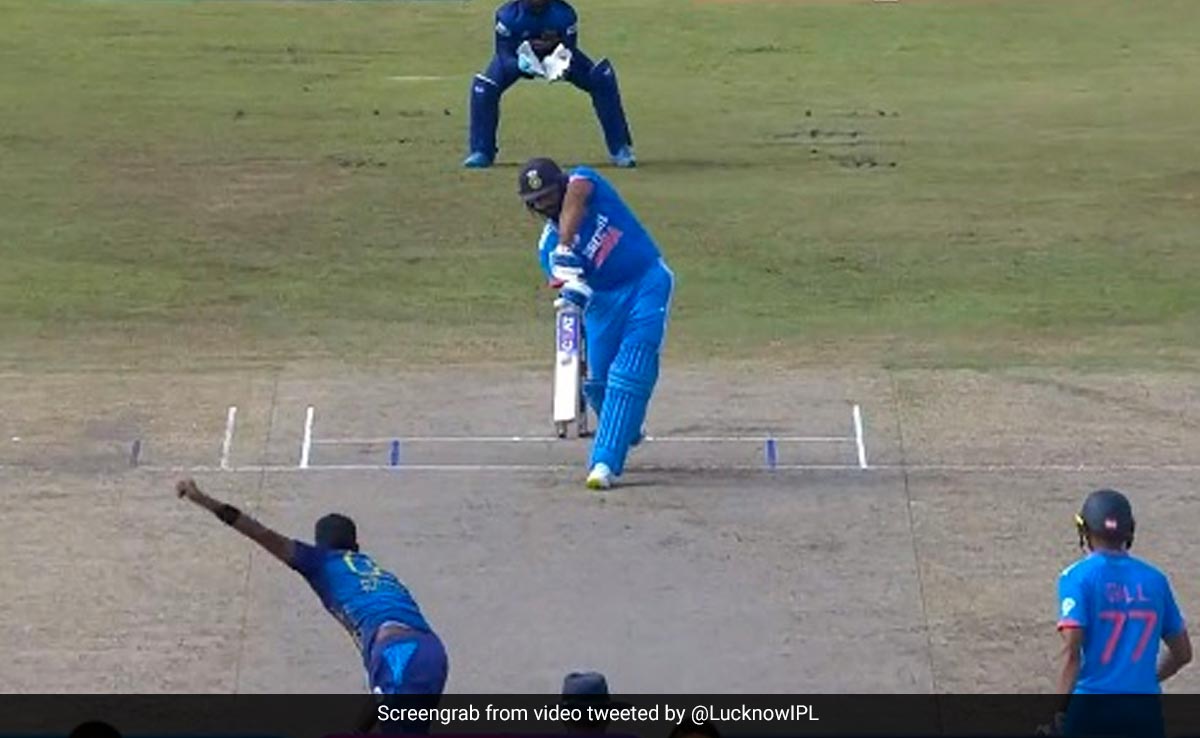 IND vs SL: रोहित शर्मा ने गजब अंदाज में ऐसा छक्का उड़ाकर लूट ली महफिल, गेंदबाज के उड़े होश, Video
