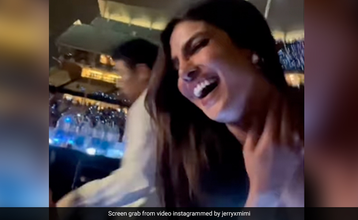 Priyanka Chopra's Priceless Reaction To Fan Who Said She Had Hoped To Marry Nick Jonas