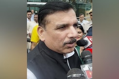 "नया अध्याय उन्हें नई ऊंचाइयों पर ले जाए": संजय सिंह ने परिणीति-राघव को दीं शुभकामनाएं "नया अध्याय उन्हें नई ऊंचाइयों पर ले जाए": संजय सिंह ने परिणीति-राघव को दीं शुभकामनाएं